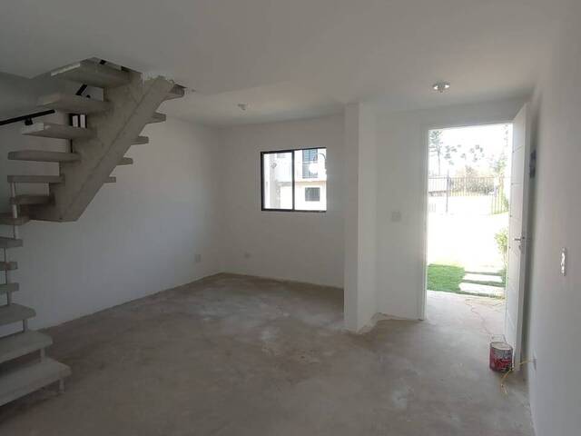 #CA0010 - Casa para Venda em Cotia - SP